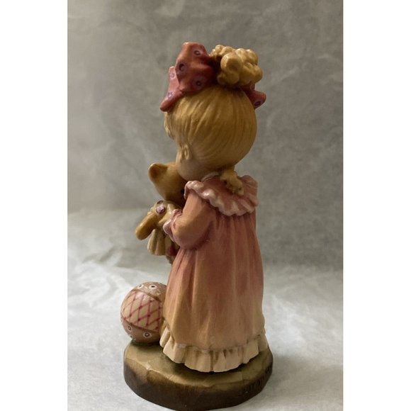 Wood Carving ANRI Wake-up Kiss Girl & Toys Figurine Signed Sarah Kay Teddy Vtg - Picture 4 of 12